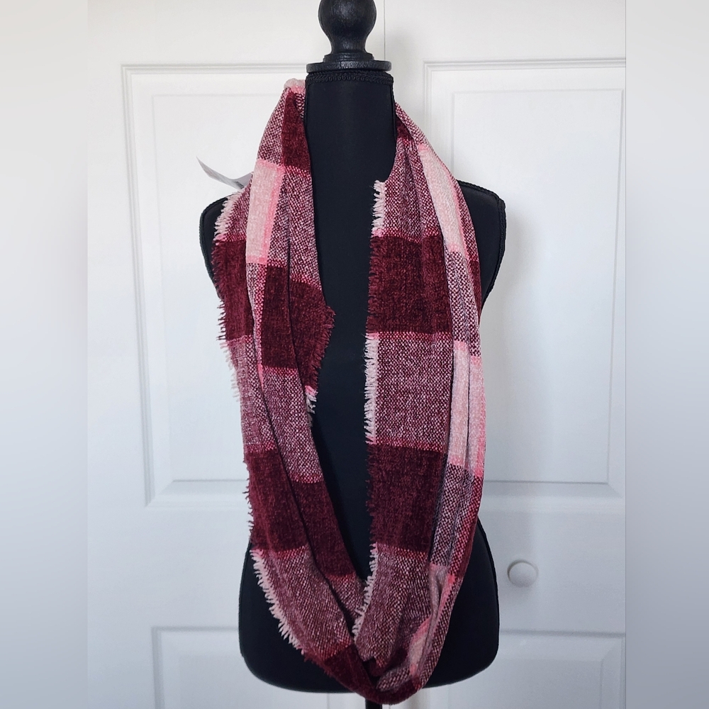 NEW Charter Club Pink Burgundy Plaid Chenille Loop Infinity Scarf, One Size